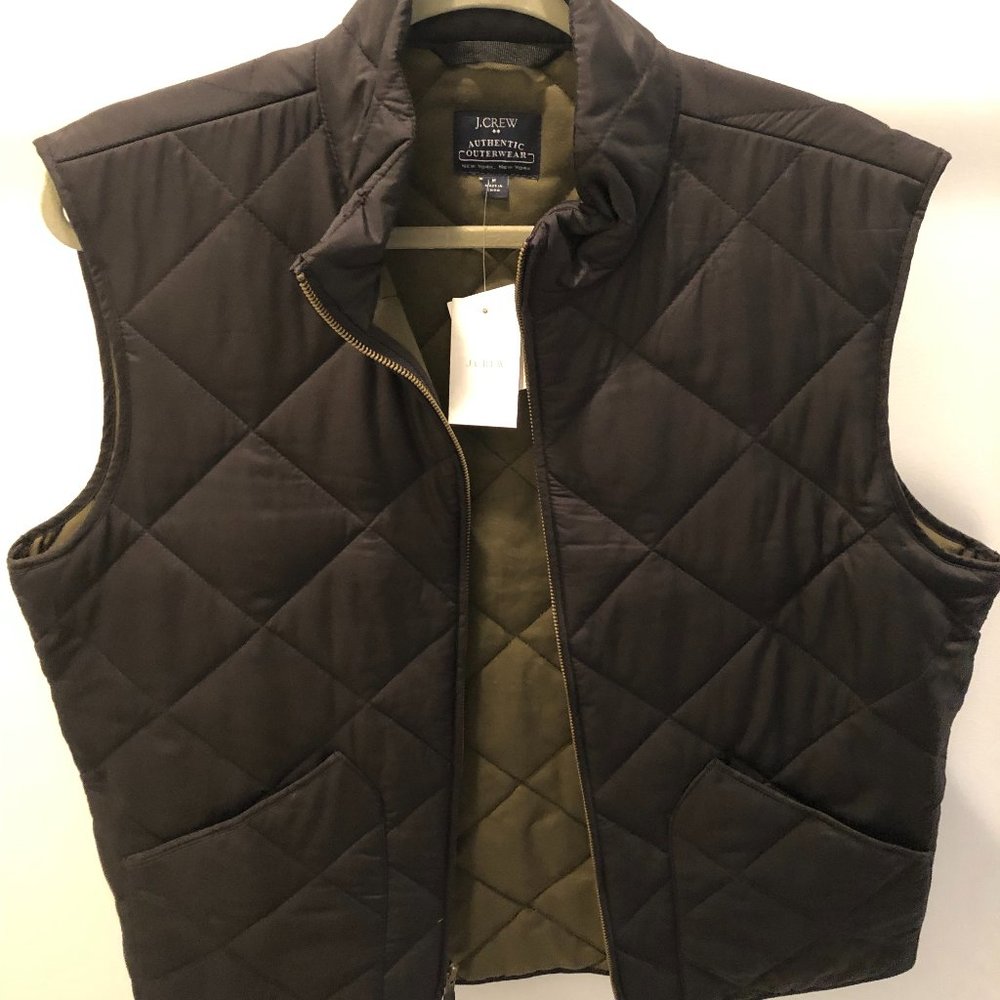 J. CREW Men's Quilted Walker Vest Black With Green interior Size Medium NWT